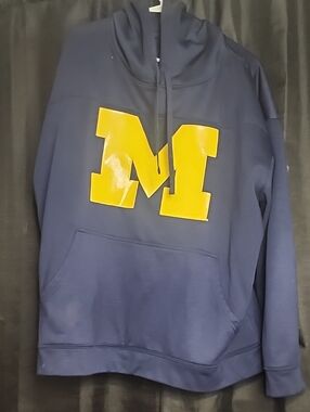 Pro Edge University Of Michigan Football Hoodie